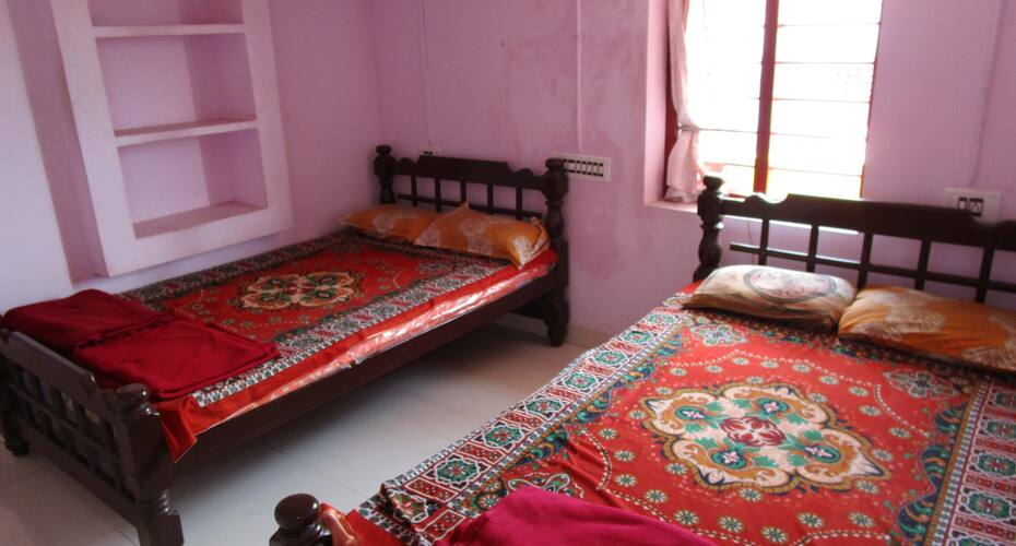Nawaz Residency, Valparai 5